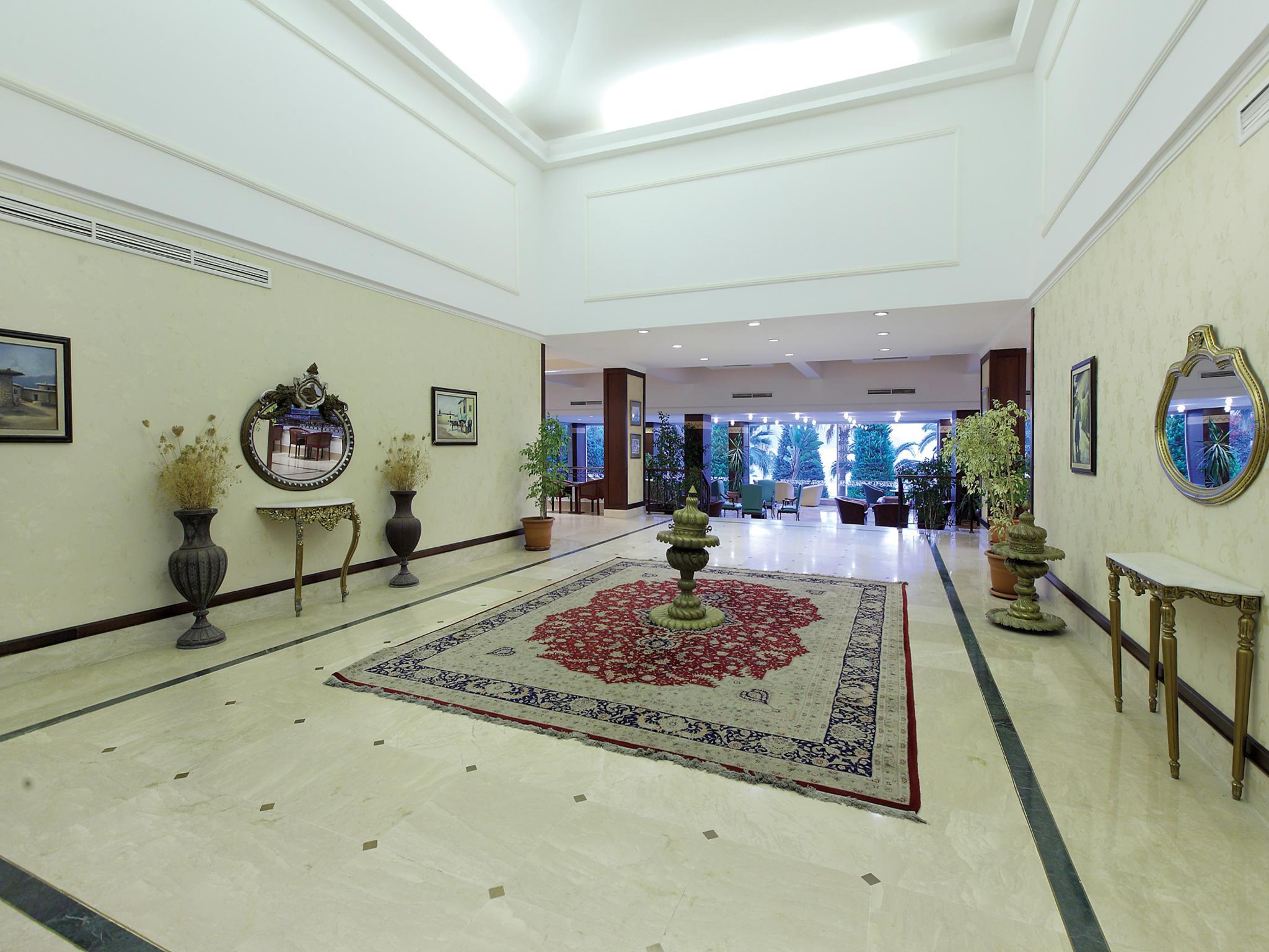 & Hotel